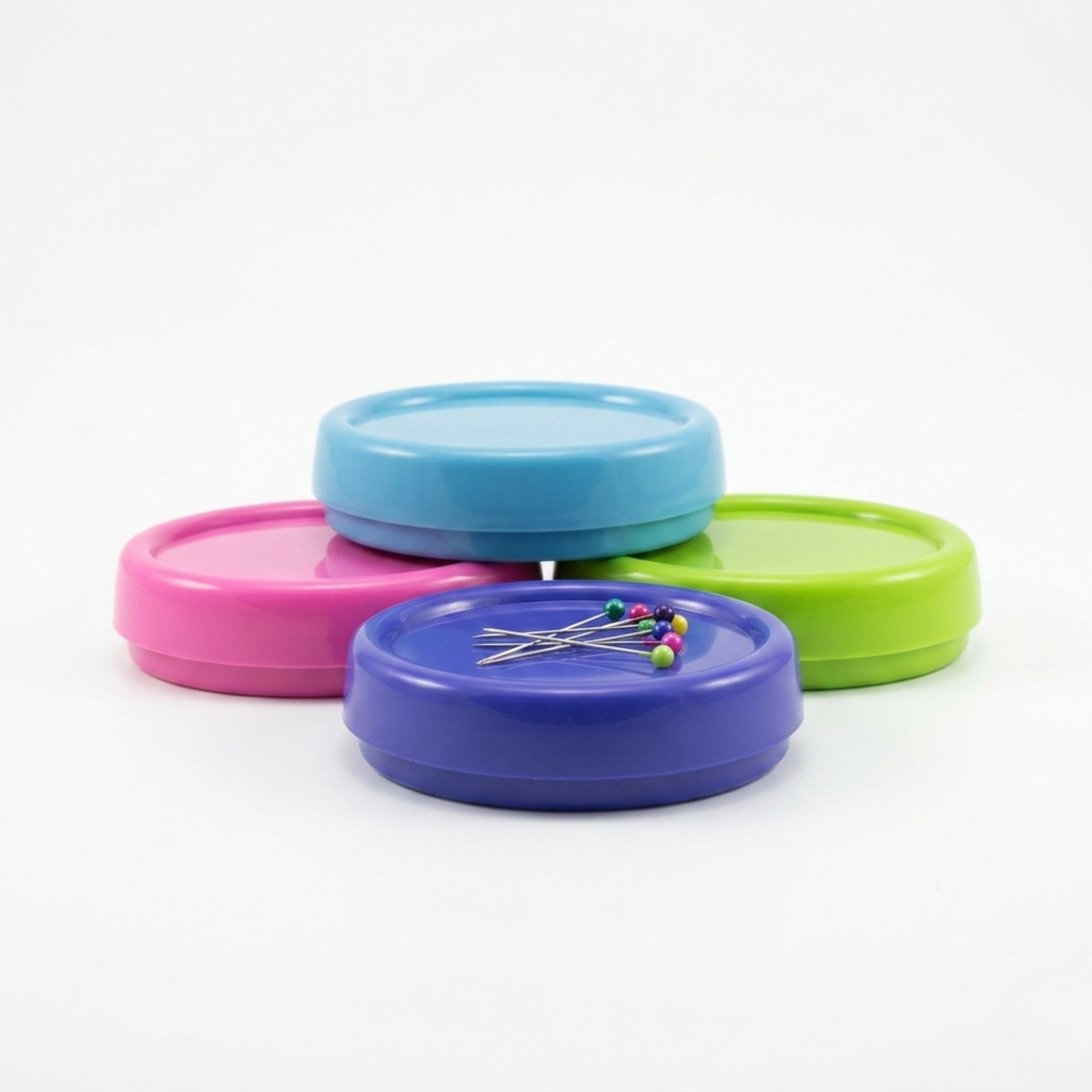 Magnetic Pin and Bobbin Holder - 10x8cm Magnetic Needle Caddy, Holds up to 30 Metal Bobbins | Safety Pin, Thread Spool & Thimble Organizer