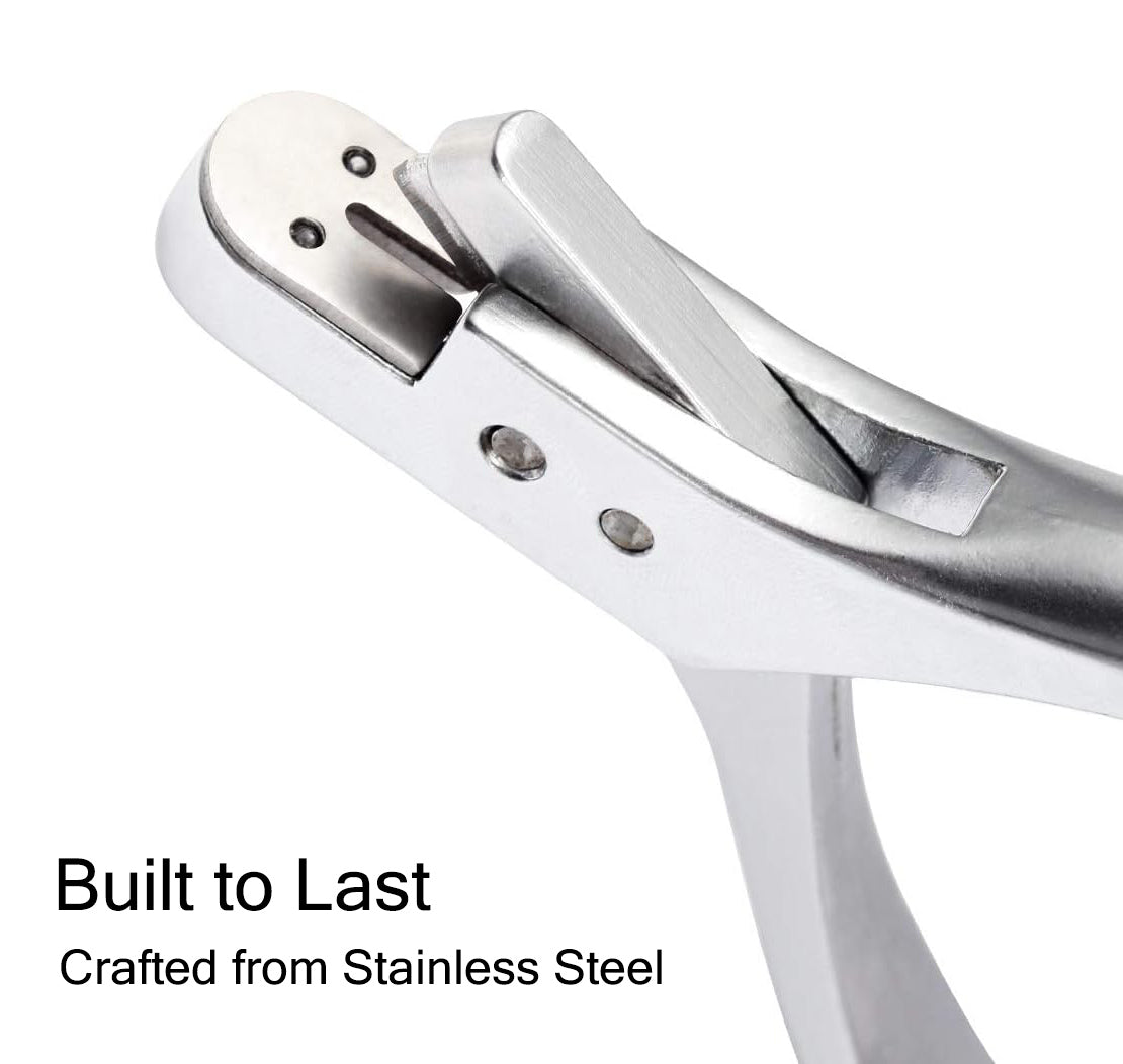 Close-up of the heavy-duty stainless steel cutting blade jaw mechanism built for crisp pattern making cuts.