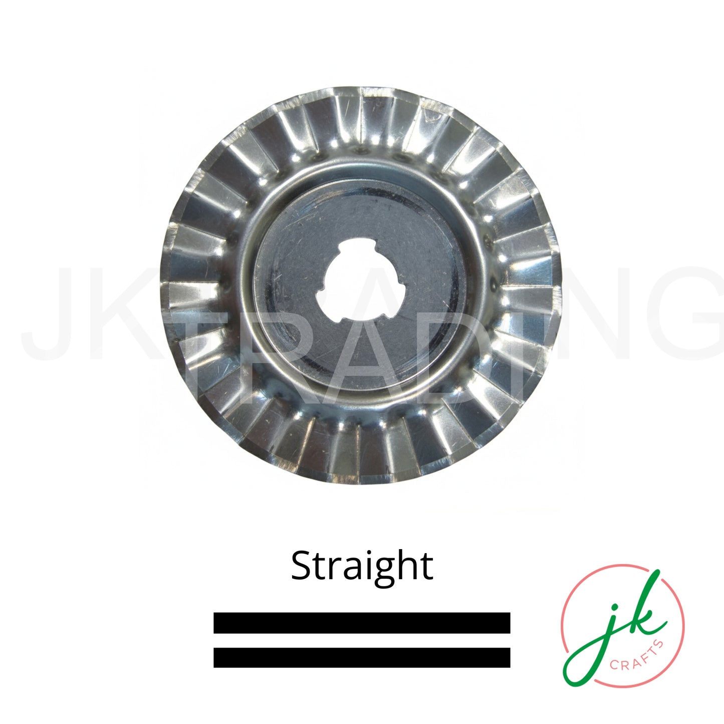 Standard high-contrast straight-edge 45mm circular tailoring blade for general garment assembly.